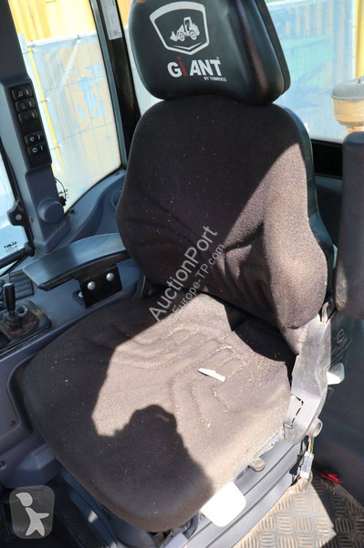 Фронтальный погрузчик Giant G5000DC Tele
