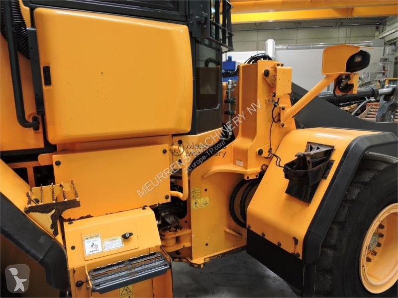 Shovel Hyundai HL955A