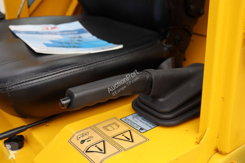 Eurotrac -CIF loader