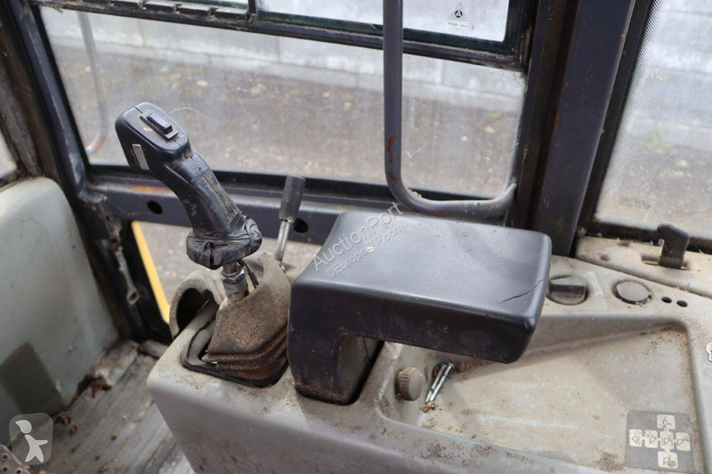 Chargeuse Komatsu 753
