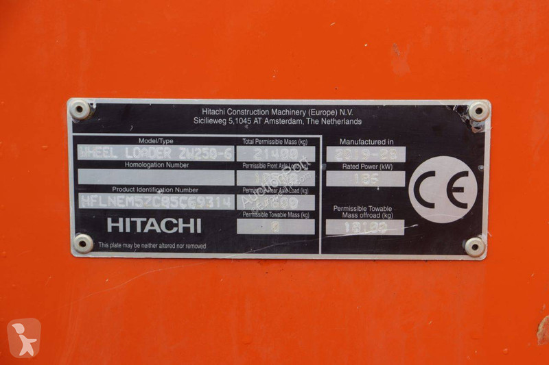 Chargeuse Hitachi 6