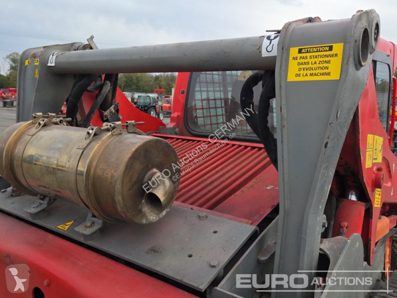 Товарач Bobcat T590