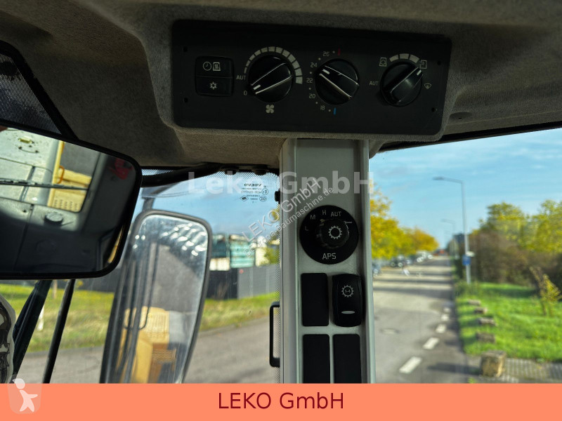 مُحمّلة Volvo 120F 3 Kreise, Schnellwechsler