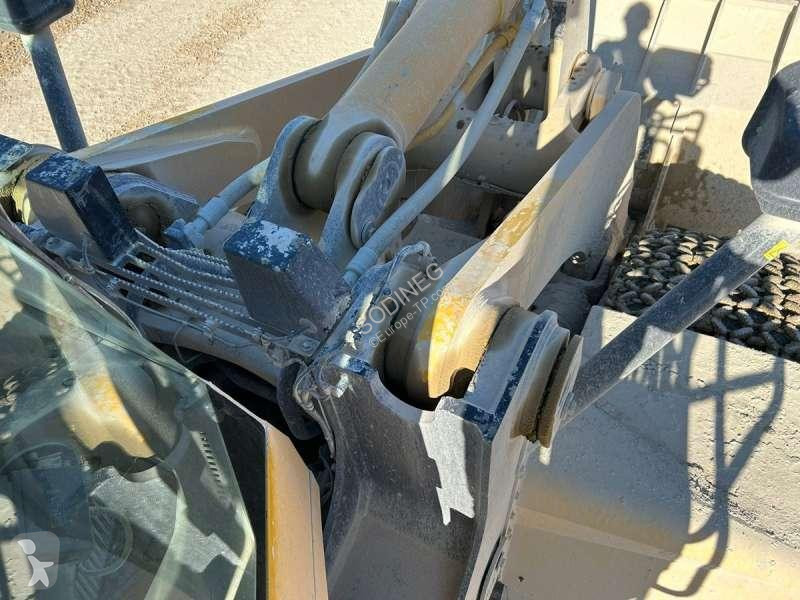 Incarcator Komatsu  WA600-8E0