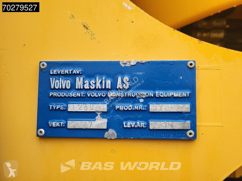 Nakladač Volvo L250 CDC