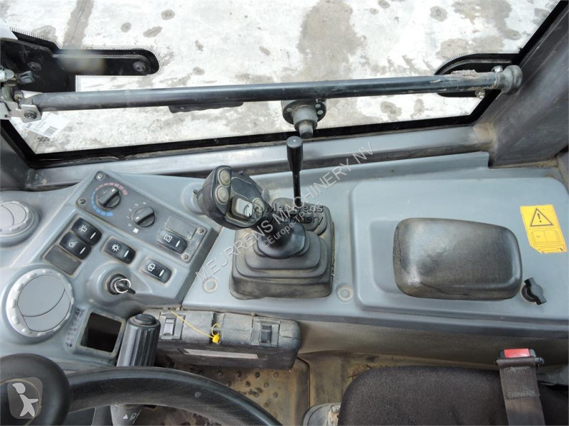 مُحمّلة Volvo L25F + FORK