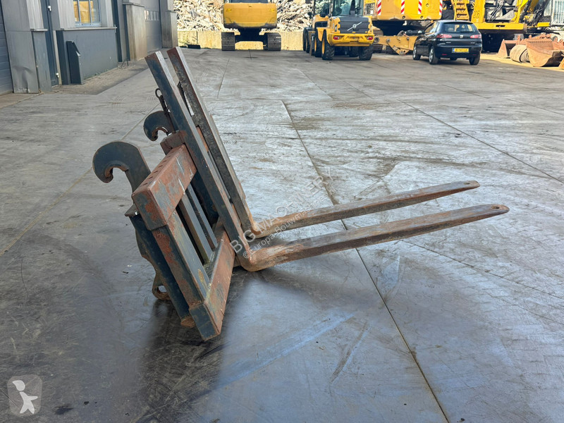 Shovel  L11