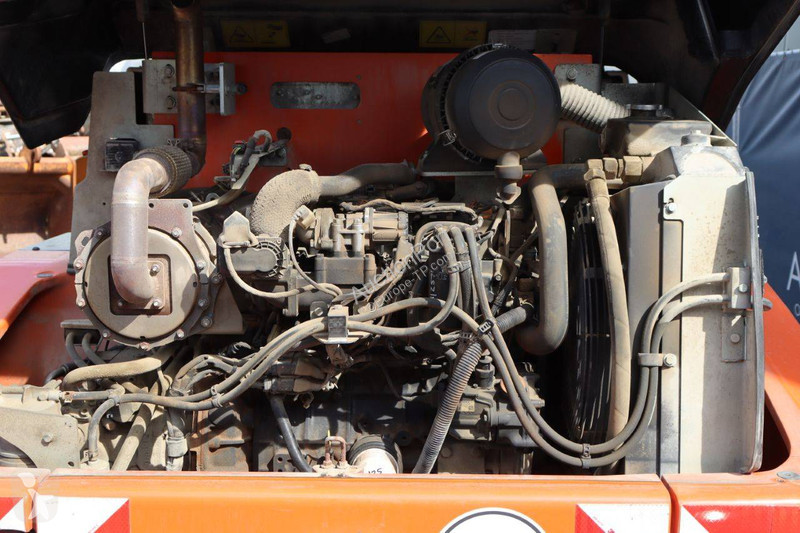 Pala cargadora Schaeff L100