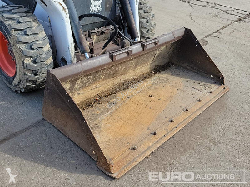 Pala cargadora Bobcat S76