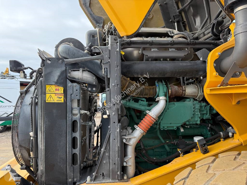 Nakladač Volvo L60H - Backup Camera / Quick...