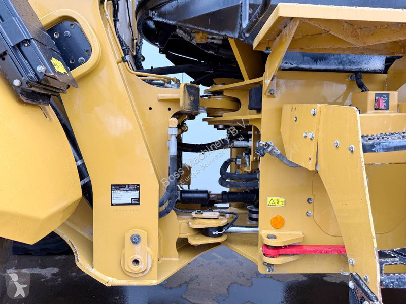 مُحمّلة Caterpillar - Automatic Greasing /...