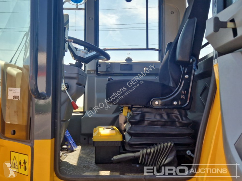 Nakladač  HJ958