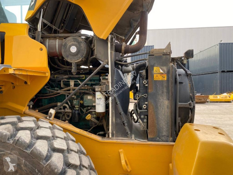 مُحمّلة Volvo (High tip bucket)