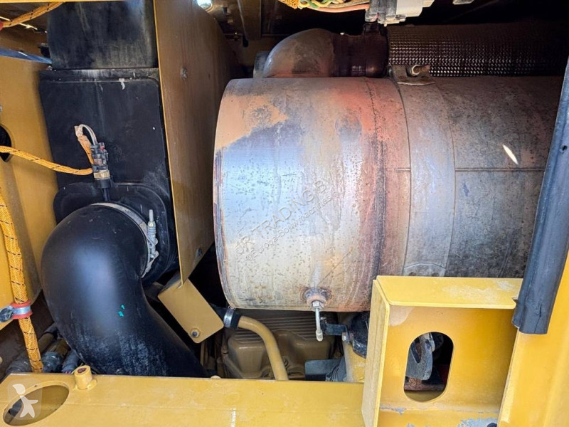 Nakladač Caterpillar 988 K (CE + EPA)