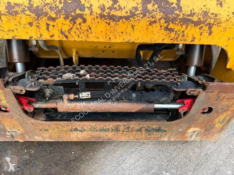Фронтальный погрузчик Caterpillar 3