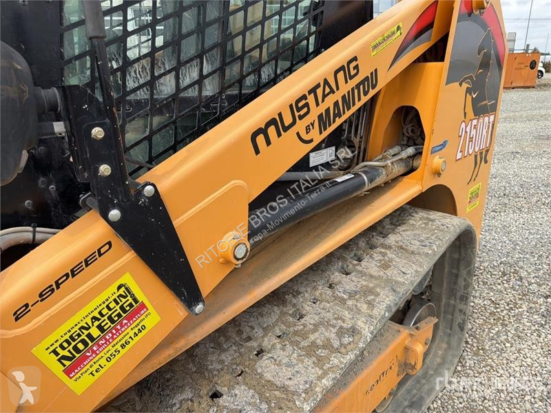 Rakodógép Mustang 2150RT Compact Track Loader