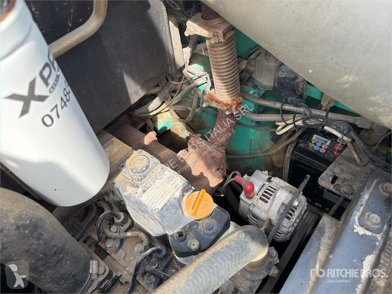 Chargeuse IHI 2041 Skid Steer Loader (Inoperable)