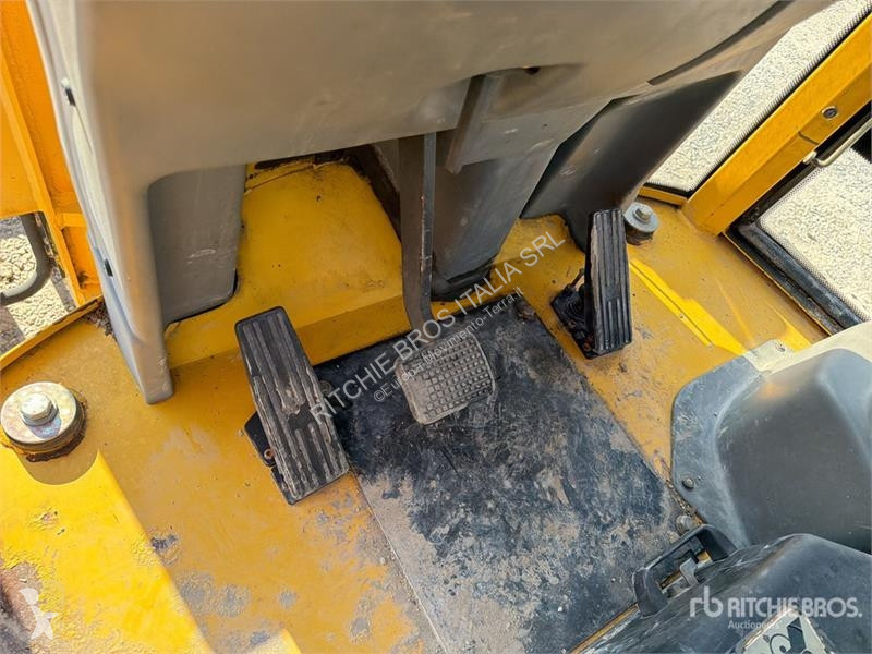 Pala cargadora Komatsu WB70A Wheel Loader