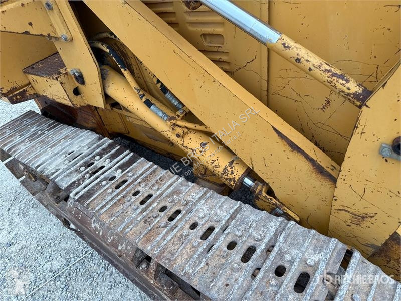 Pala cargadora Komatsu 16 Crawler Loader
