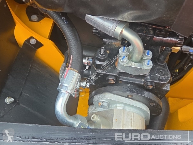 Incarcator JCB 409