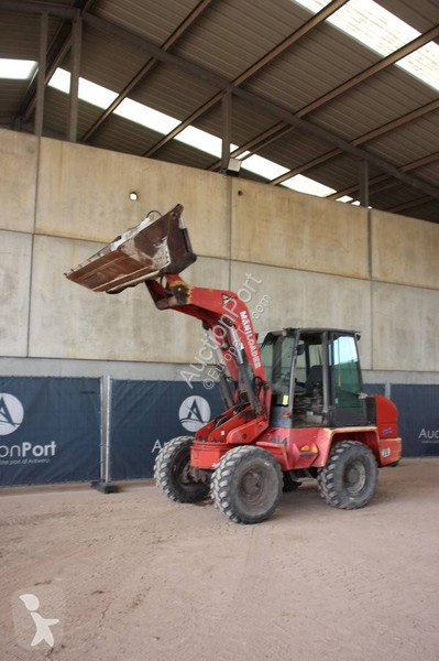 Chargeuse Ahlmann AS85/