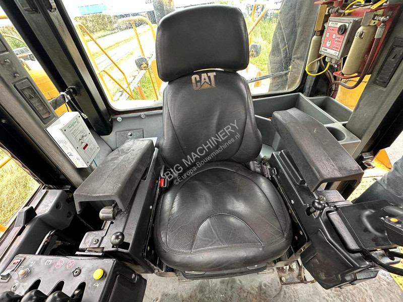 Incarcator Caterpillar / rebuild in 2018 / 3th...