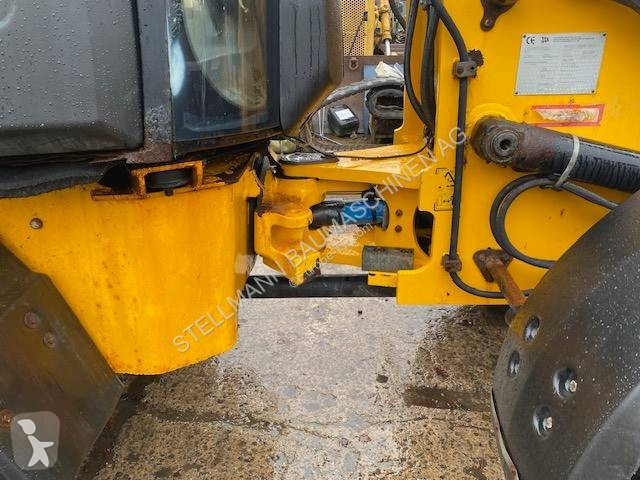 Shovel JCB