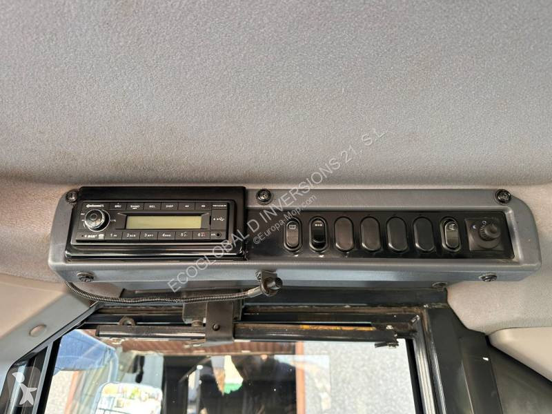 Pala Komatsu 8EO