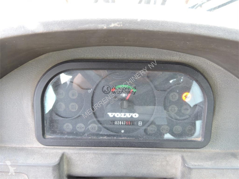 مُحمّلة Volvo L25F + FORK