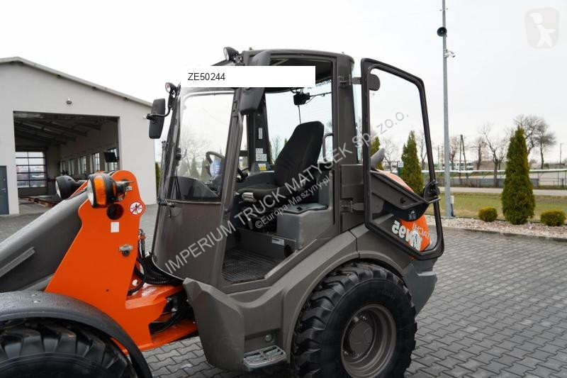 Ładowarka Hitachi  / ŁADOWARKA KOŁOWA / 2020 R...
