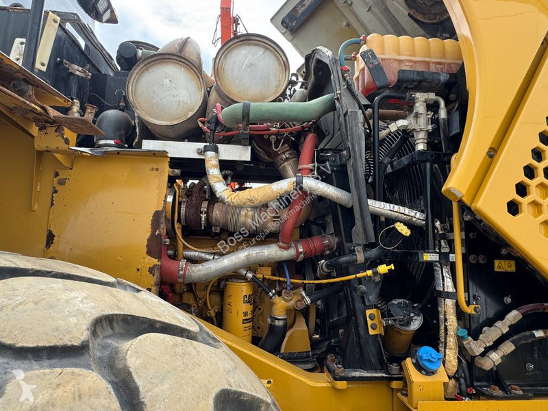 Pala Caterpillar 972M - Weight System / Backup...