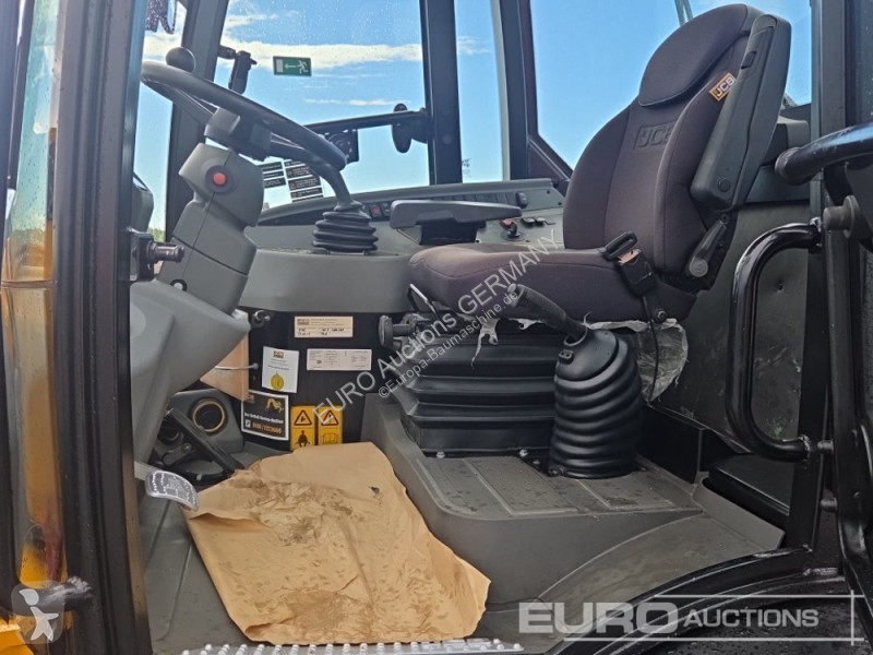 Shovel JCB 409