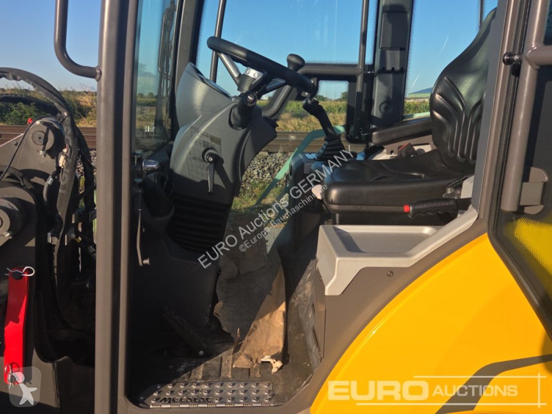 Ładowarka Mecalac MCL4+