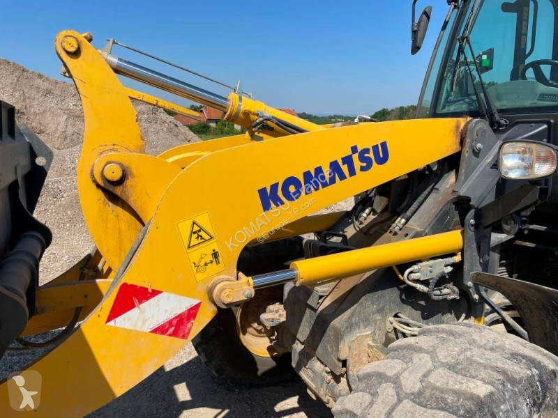 Læssemaskine Komatsu WA 100M-8E0
