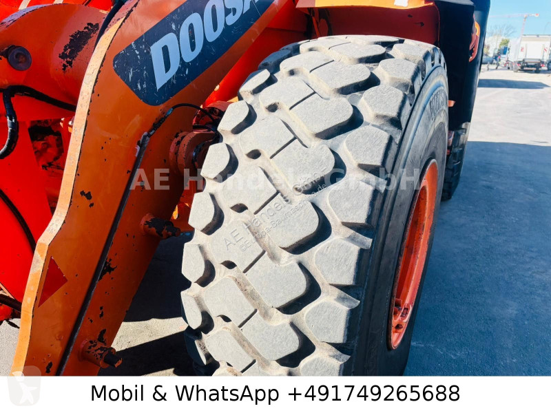Фронтальный погрузчик Doosan...