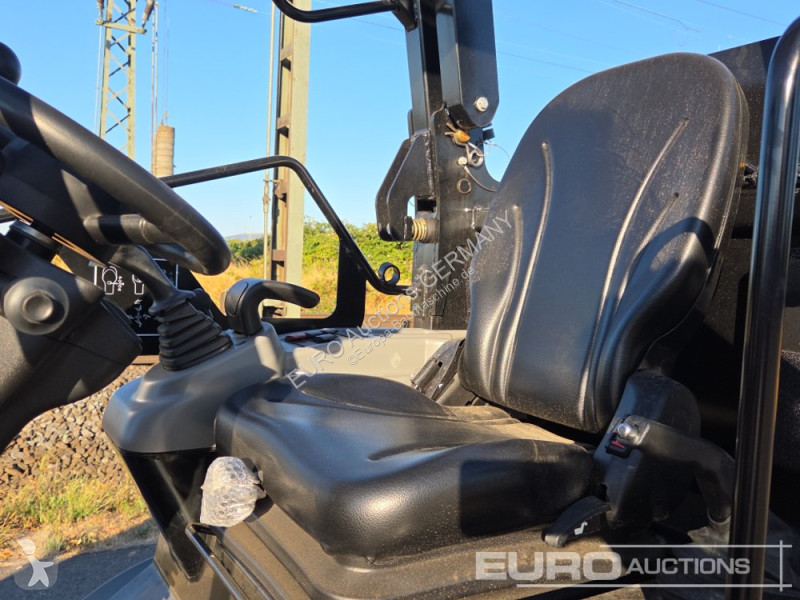 Nakladač JCB 403