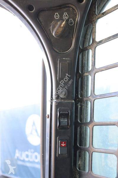 مُحمّلة Bobcat S590