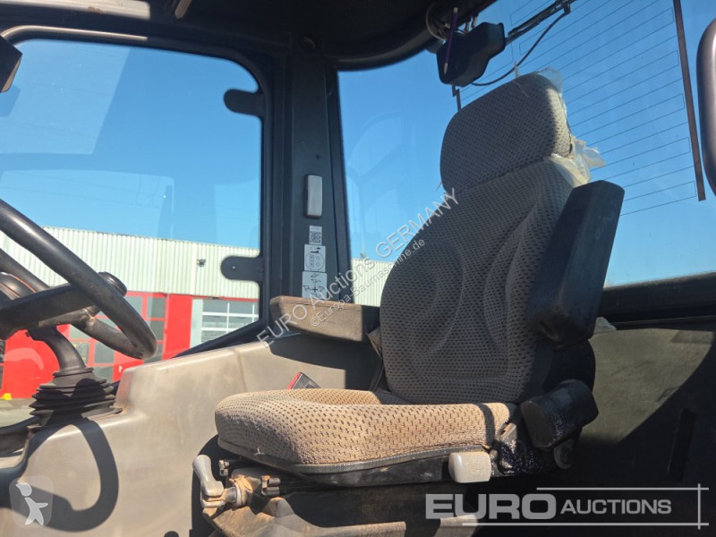 Товарач Mecalac AS700