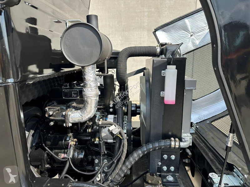 MINI 780T loader