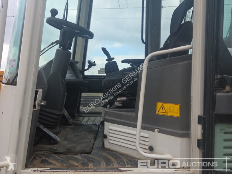 Навантажувач Liebherr L506