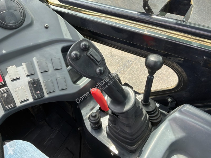 Chargeuse Kubota R065
