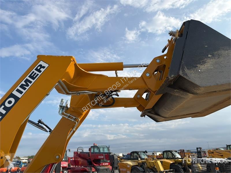 Pala cargadora  Kato-imer AS 12 Skid Steer Loader