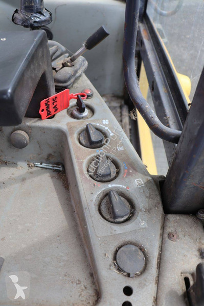 Chargeuse Komatsu 753