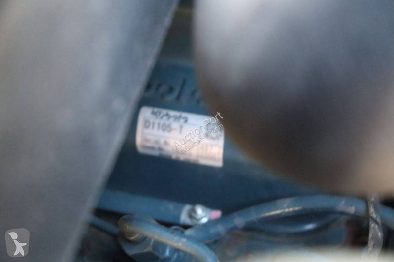Chargeuse Giant D332SWT
