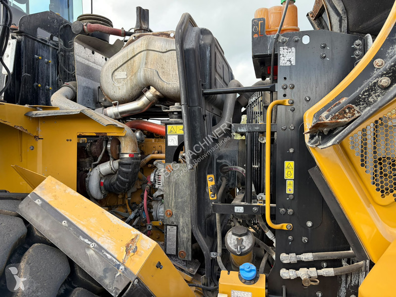 مُحمّلة Caterpillar M