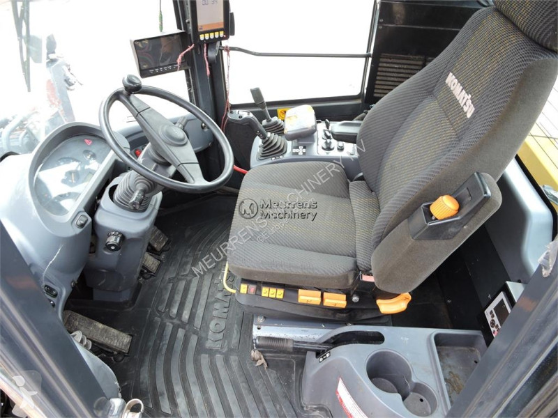 Pala Komatsu WA320