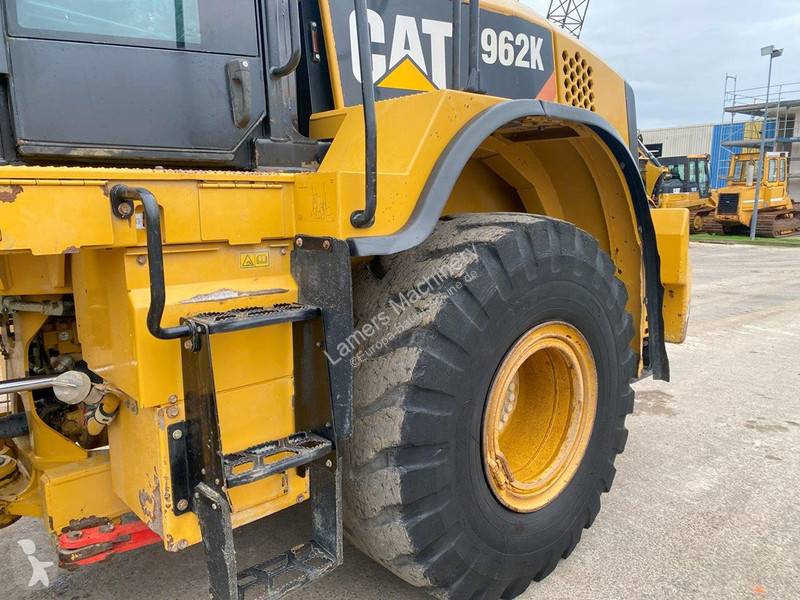 Shovel Caterpillar NVT