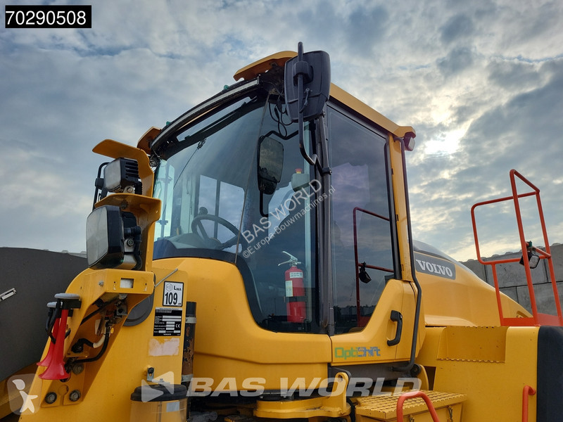 Nakladač Volvo L260 H CDC