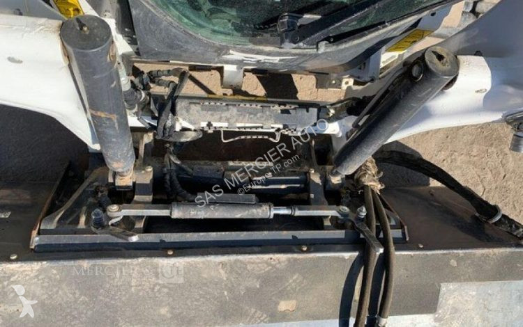 Shovel Bobcat chargeuse compacte sur chenilles...