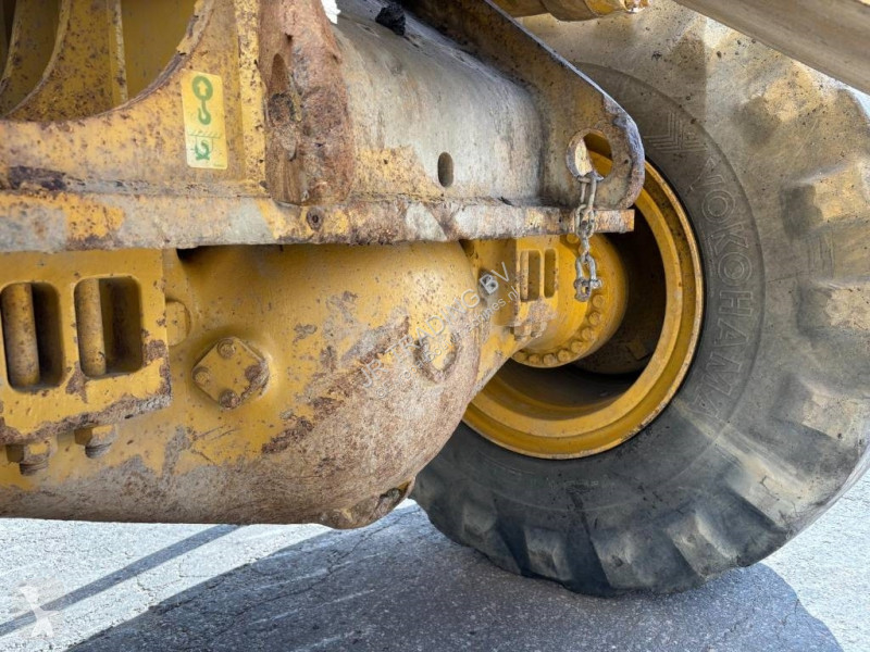 Shovel Caterpillar